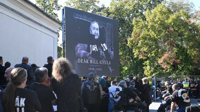 Végső búcsút vettek Deák Bill Gyula énekestől – fotók