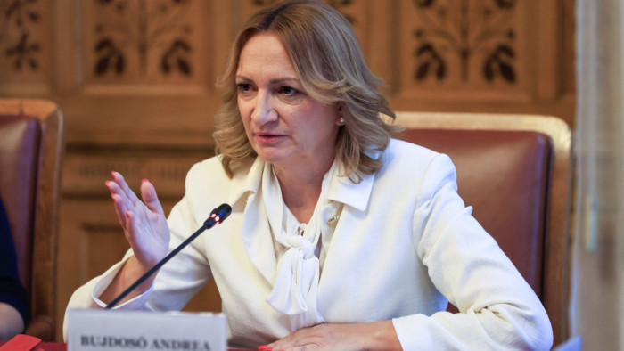 Az egzotikus állatokra vadászó tiszás Kaprinyák Tibor távozik a környezeti bizottságból