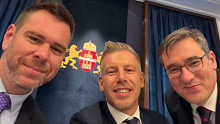 „Három skuló” – feljelentést tesz Vitézy Dávid egy komment miatt
