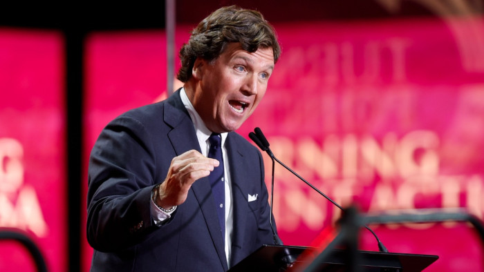 Kiverte a biztosítékot Tucker Carlson hitleres megjegyzése Varsóban