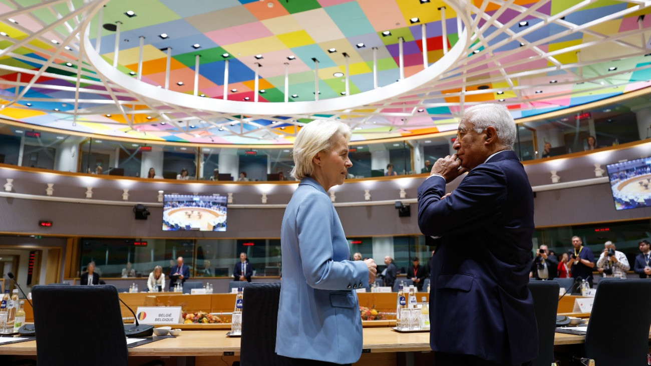 Az EU-csúcs árnyékában – Nem elég, hogy lassú az EU gépezete, most van „mindenhol” választás is