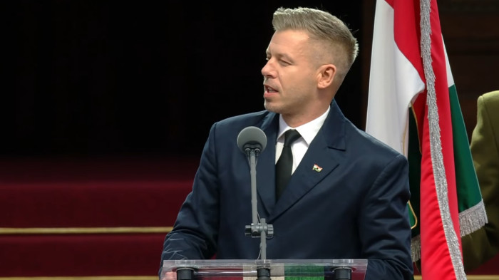 A szabadság és az összefogás fontosságáról beszélt a köztársasági elnök és a miniszterelnök – a nap hírei